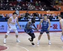 开云网站-关于赛地聚焦——亚冠冲刺阶段热度飙升，山东男篮主帅复盘，球迷炸锅，轮换策略成焦点的信息